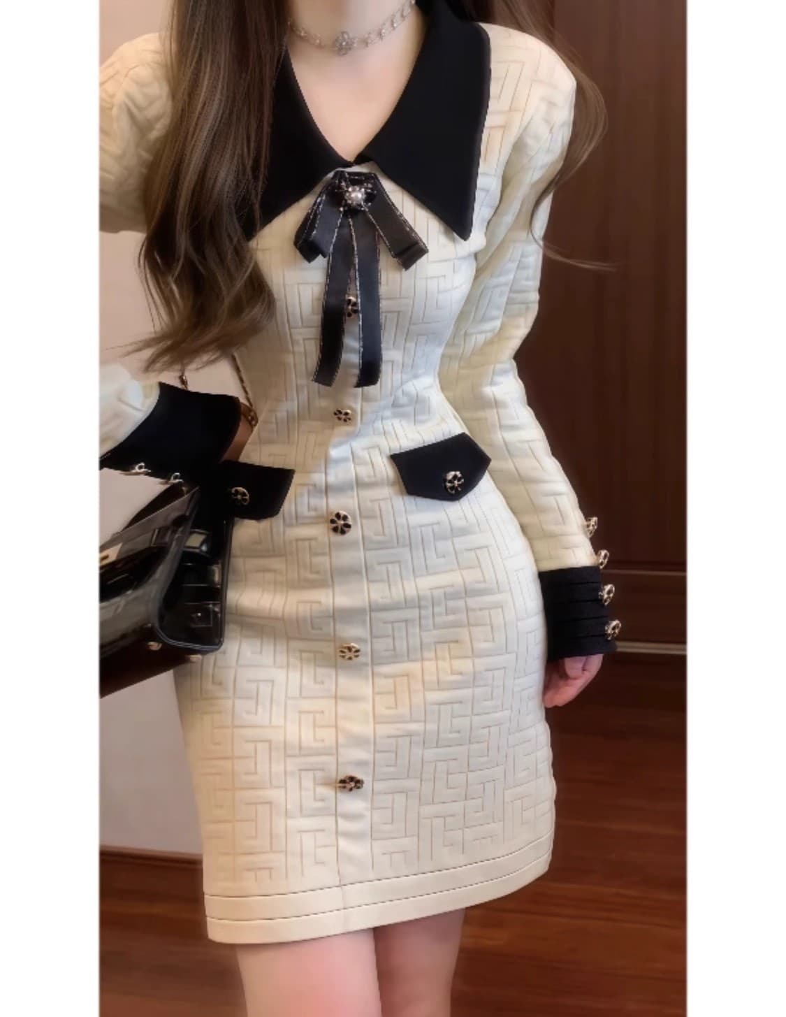 명문 여성 팬 품격 느긋한 바람 몸매 가꾸기 드레스 2026 년 가을 패션 나비 매듭 만나는 니트 원피스 아이들 상세 이미지 3