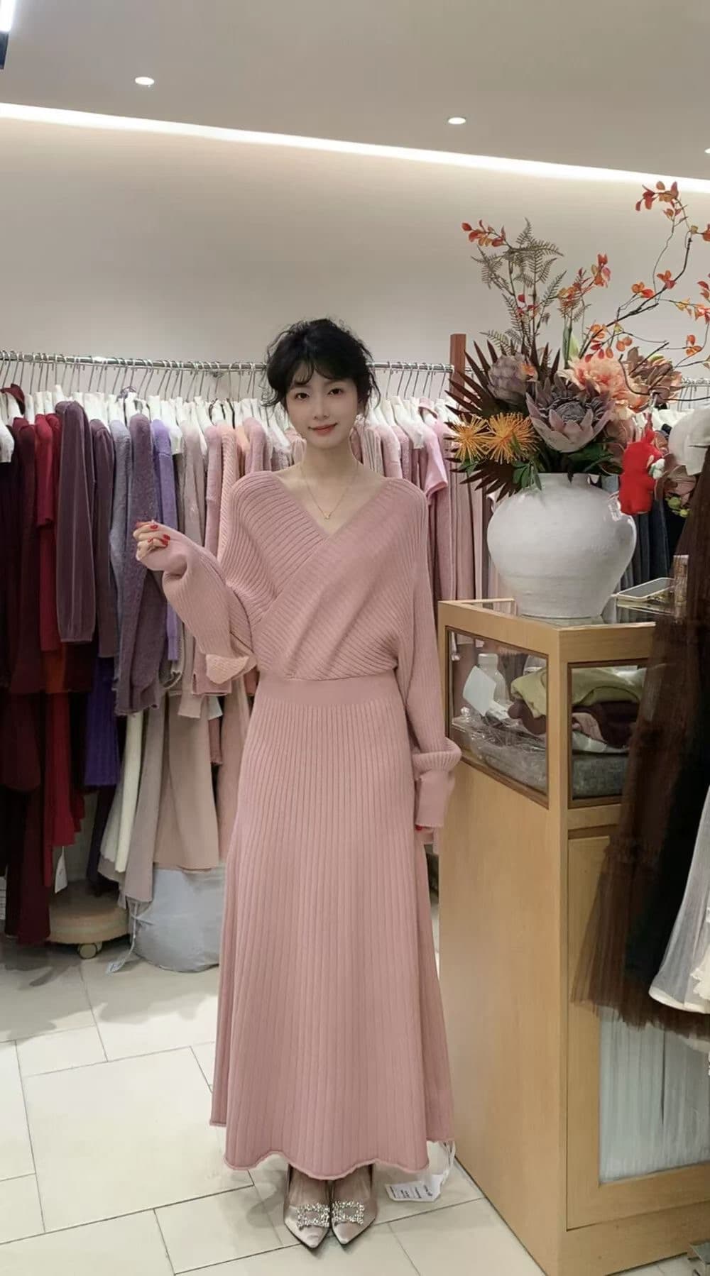 느긋한 바람 고급 센스 가을 겨울 니트 스웨터 인사이드 잡아라. 의류 불규칙 터틀넥 배트윙 소매 니트 원피스