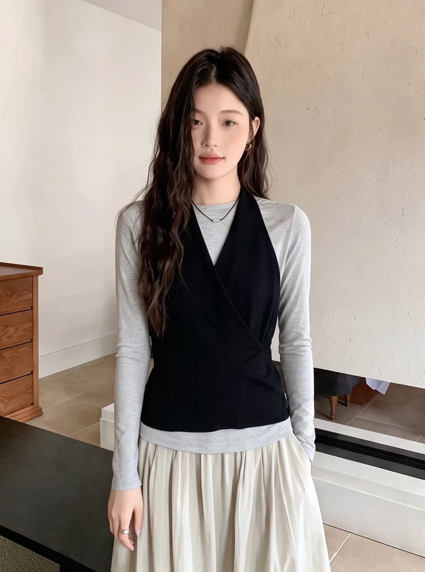 한국 스타일 패치워크 스트라이프 행침 목 조끼 베스트 페이크 레이어드 니트 스웨터 여성 2026 가을 디자인 센스 외국 가스 작은 셔츠 상세 이미지 4