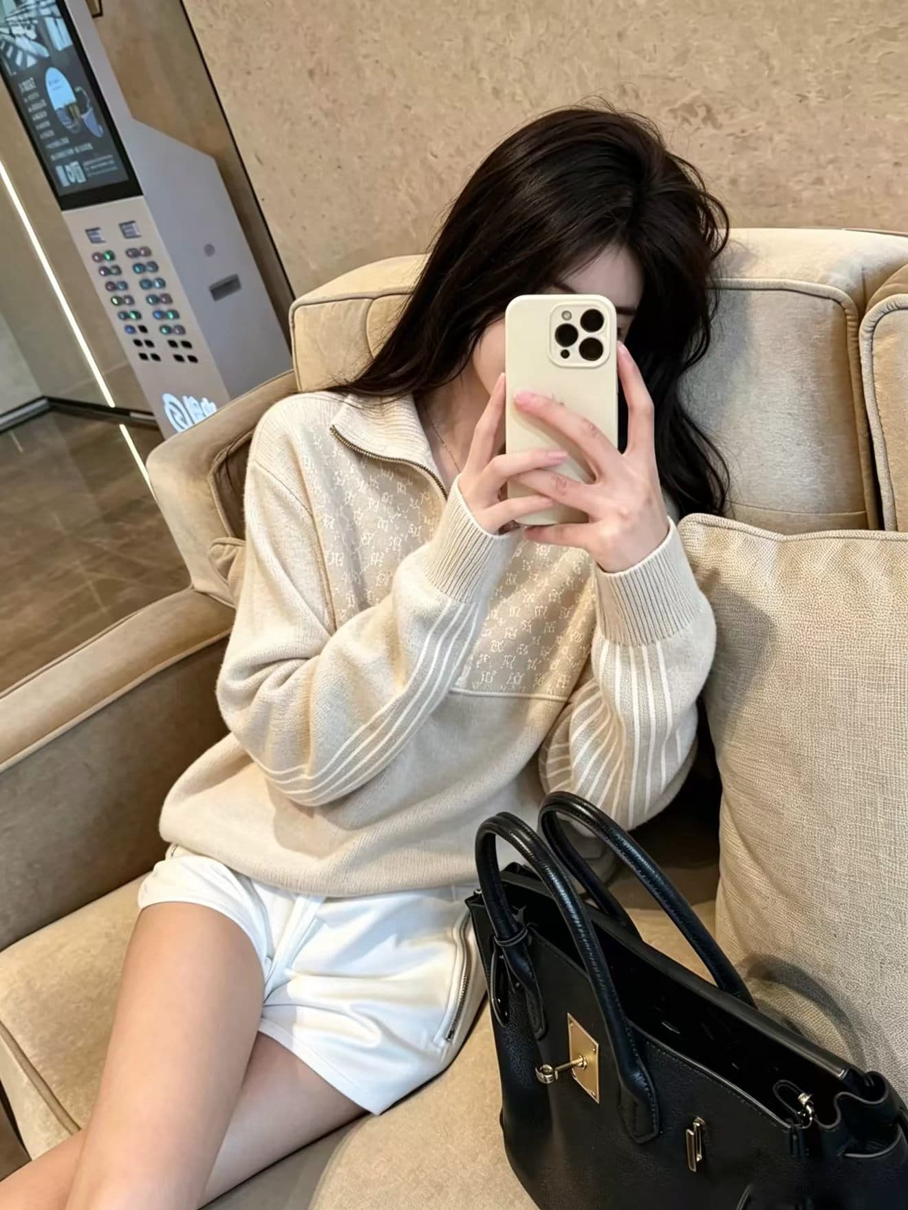 2026 이른 가을 새로운 여자 패션 캐주얼 다용도 폴로 칼라 긴팔 니트 스웨터 루즈핏 슬림해 보이는 맨위 슈 상세 이미지 6