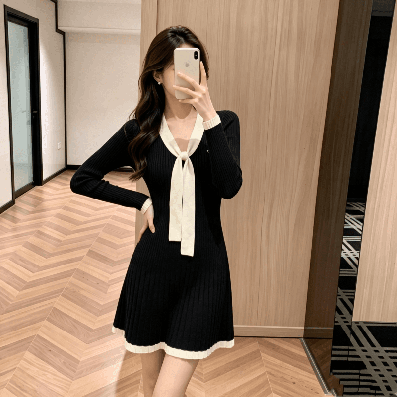 2026 년 가을 학원 천 골드 슬림해 보이는 품격 패션 몸매 가꾸기 프랑스식 우아함 부드러운 작은 대중 디자인 센스 드레스 상세 이미지 2