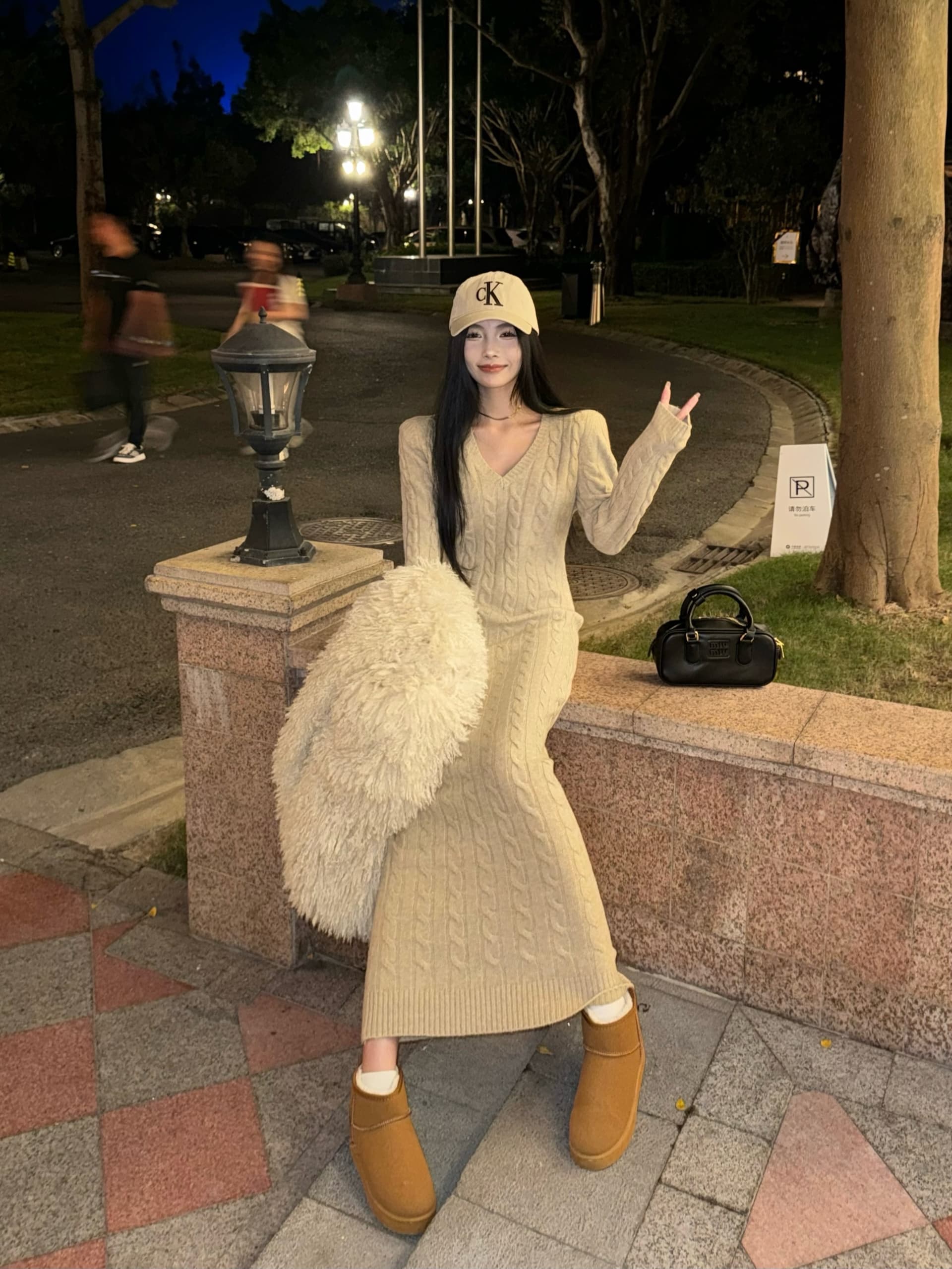 한국 품격 레트로 항구 바람 마 무늬 V넥 ol 타이트 스커트 슬림해 보이는 패션 스웨터 니트 여성 드레스 가을 겨울 상세 이미지 3