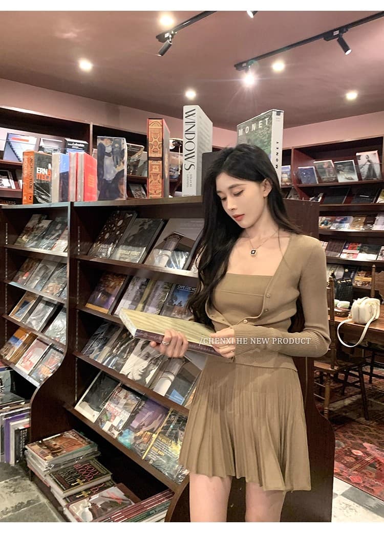 그는 아침 전체 집합 ootd 착용 가져 가라. 세트 여성 짧은 니트 몸매 가꾸기 오픈 가디건 맨위 한 마디 플리츠 슬립 드레스 상세 이미지 8