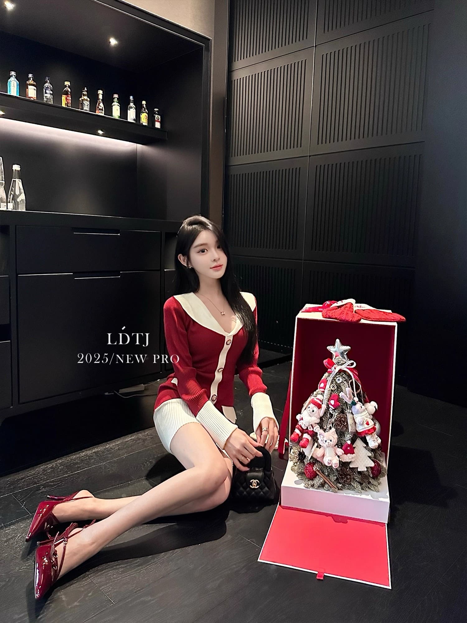 ldtj 높음 세트 흑인과 백인 콘체르토 가을 명문 여성 품격 배색 V넥 몸매 가꾸기 긴팔 니트 여성 드레스 상세 이미지 19