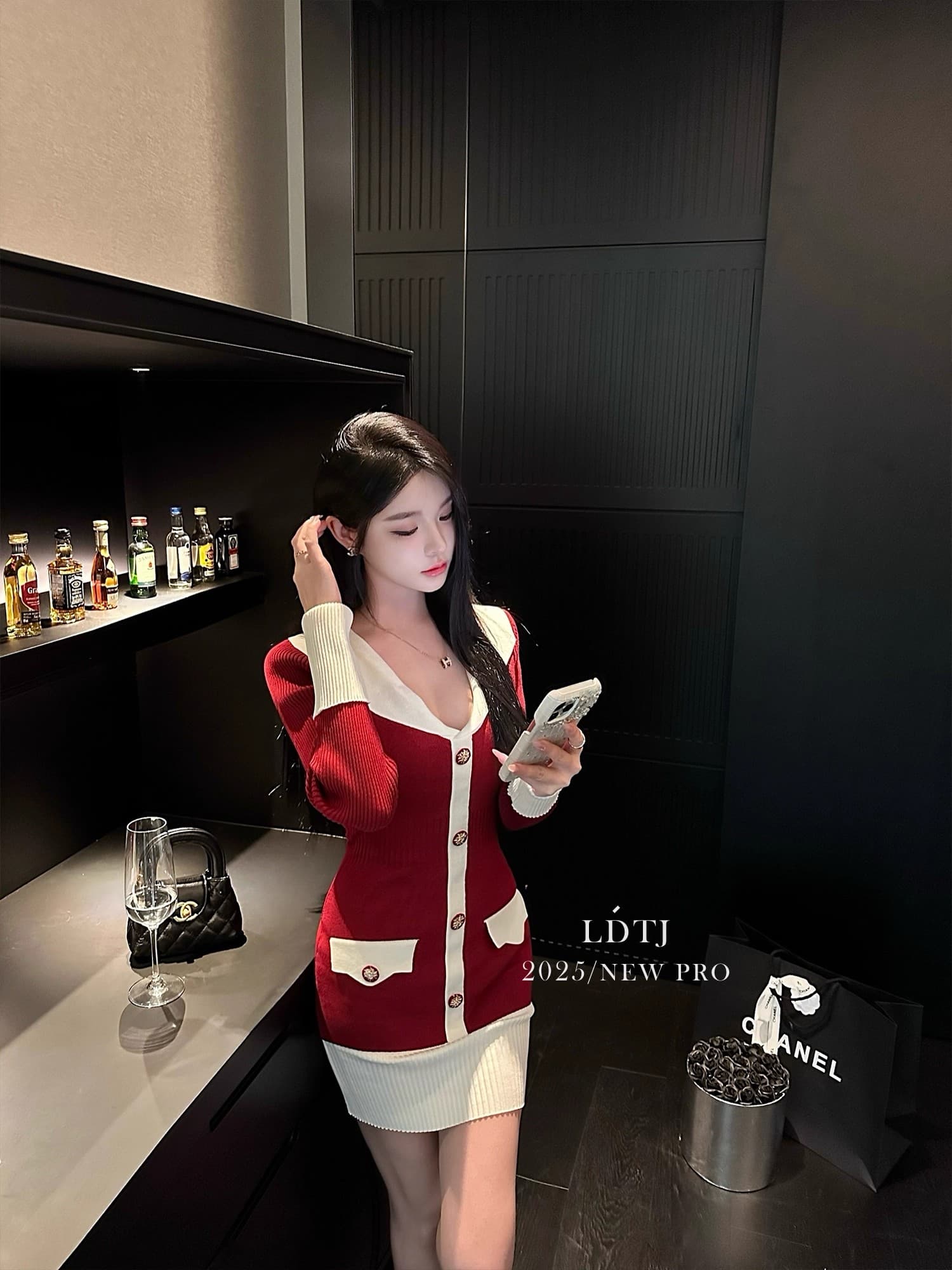 ldtj 높음 세트 흑인과 백인 콘체르토 가을 명문 여성 품격 배색 V넥 몸매 가꾸기 긴팔 니트 여성 드레스 상세 이미지 29