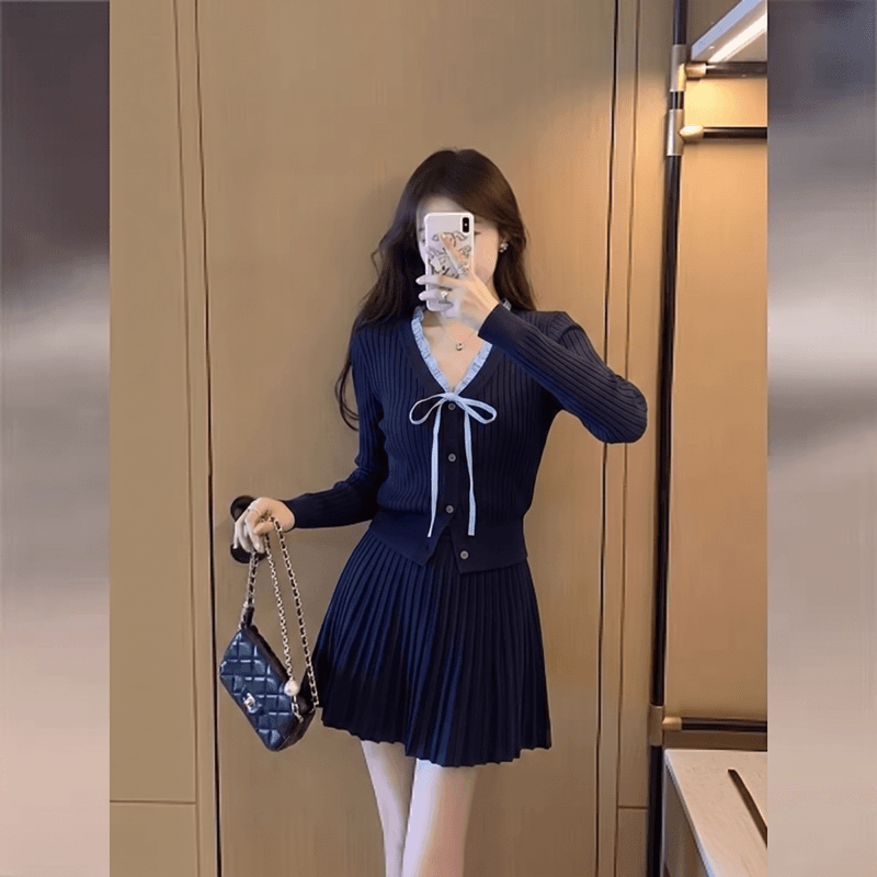레드 맨 파빌리온 니트 세트 여성 가을 겨울철 부유 한 가족 천 골드 연령 감소 전체 집합 착용 가져 가라. 고급 센스 고유 한 투피스 세트 이미지 2