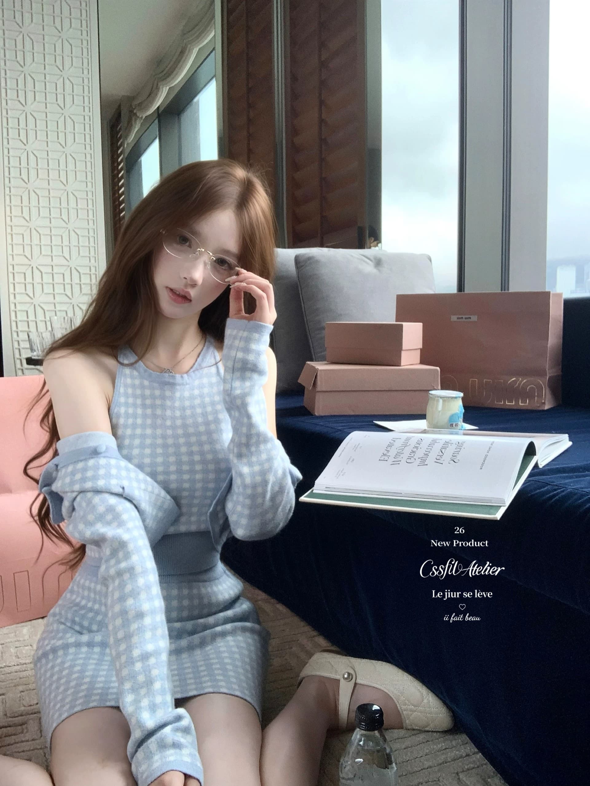 2026 년 가을 겨울 바다 소금 향기로운 노래 주간 실크 양 털이 푸른 그리드 분말 그리드 오픈 가디건 조끼 반 스커트 3종 세트 그룹 상세 이미지 34