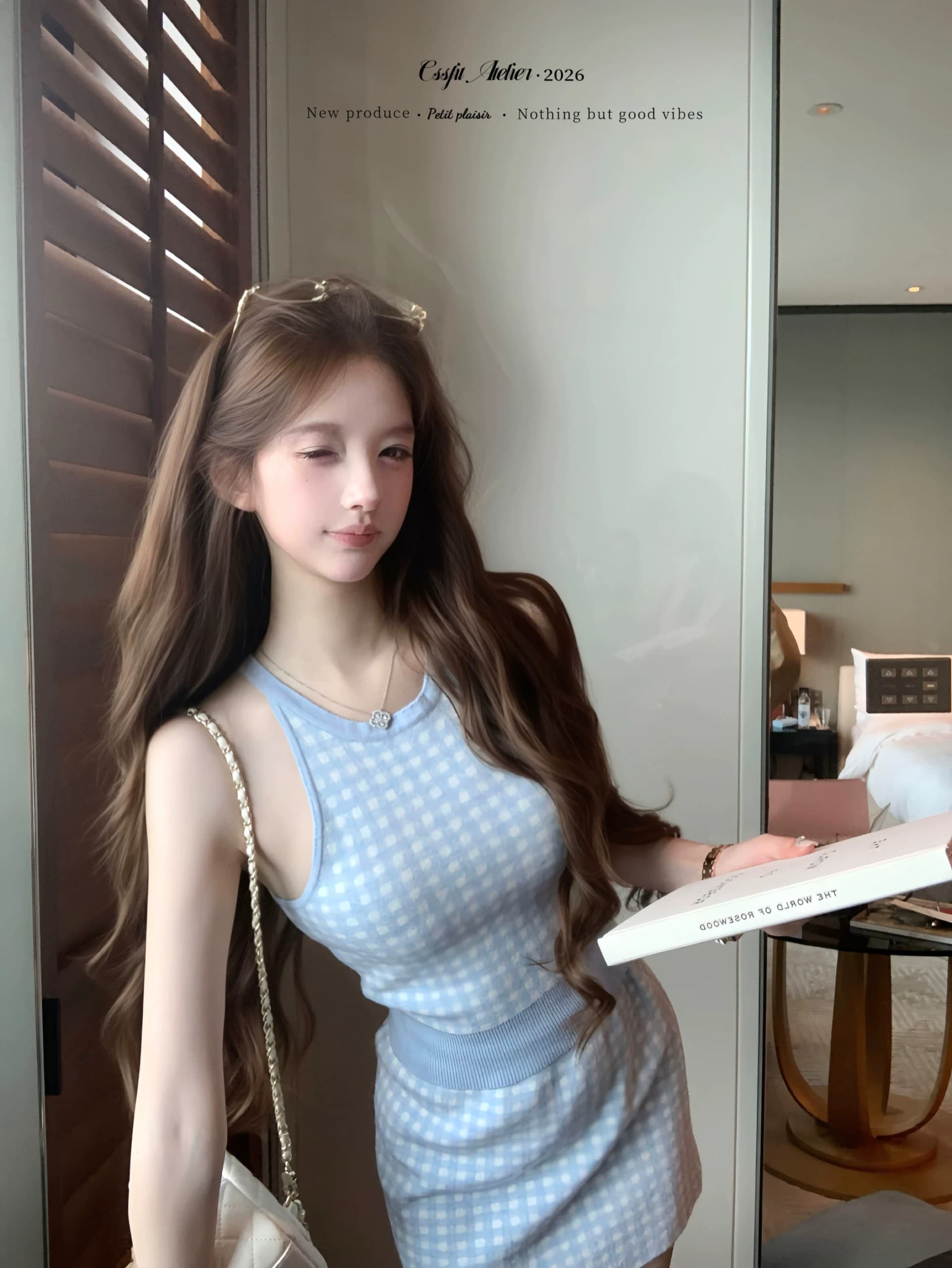 2026 년 가을 겨울 바다 소금 향기로운 노래 주간 실크 양 털이 푸른 그리드 분말 그리드 오픈 가디건 조끼 반 스커트 3종 세트 그룹 상세 이미지 40
