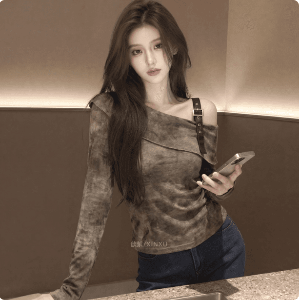 2026 봄 새로운 한 부서 레트로 홀치기 염색 비스듬한 어깨 긴팔 디자인 센스 오프숄더 허리 수축 슬림해 보이는 품격 맨위 여성