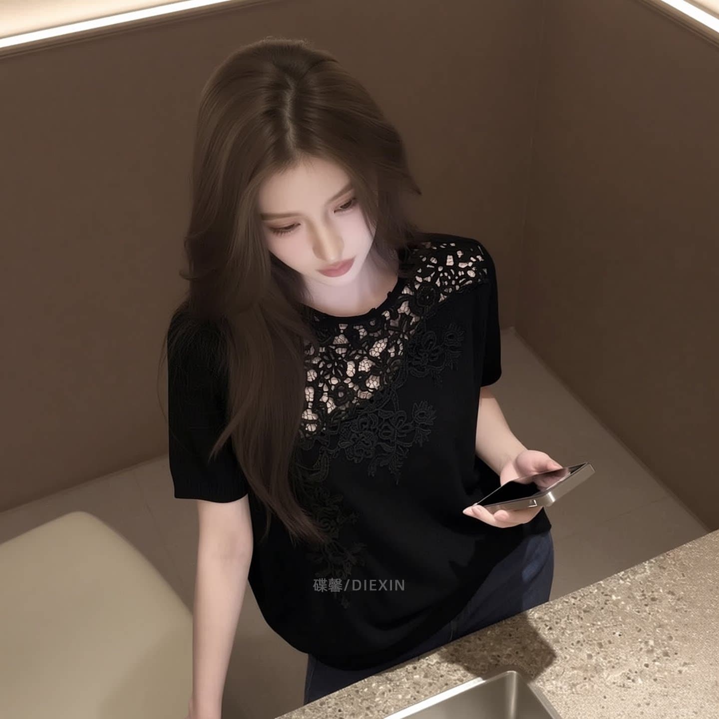 2026 여름 새로운 프랑스식 품격 검정색 레이스 조각 반팔 티셔츠 여성 슬림해 보이는 고급 빅 사이즈 맨위 상세 이미지 6