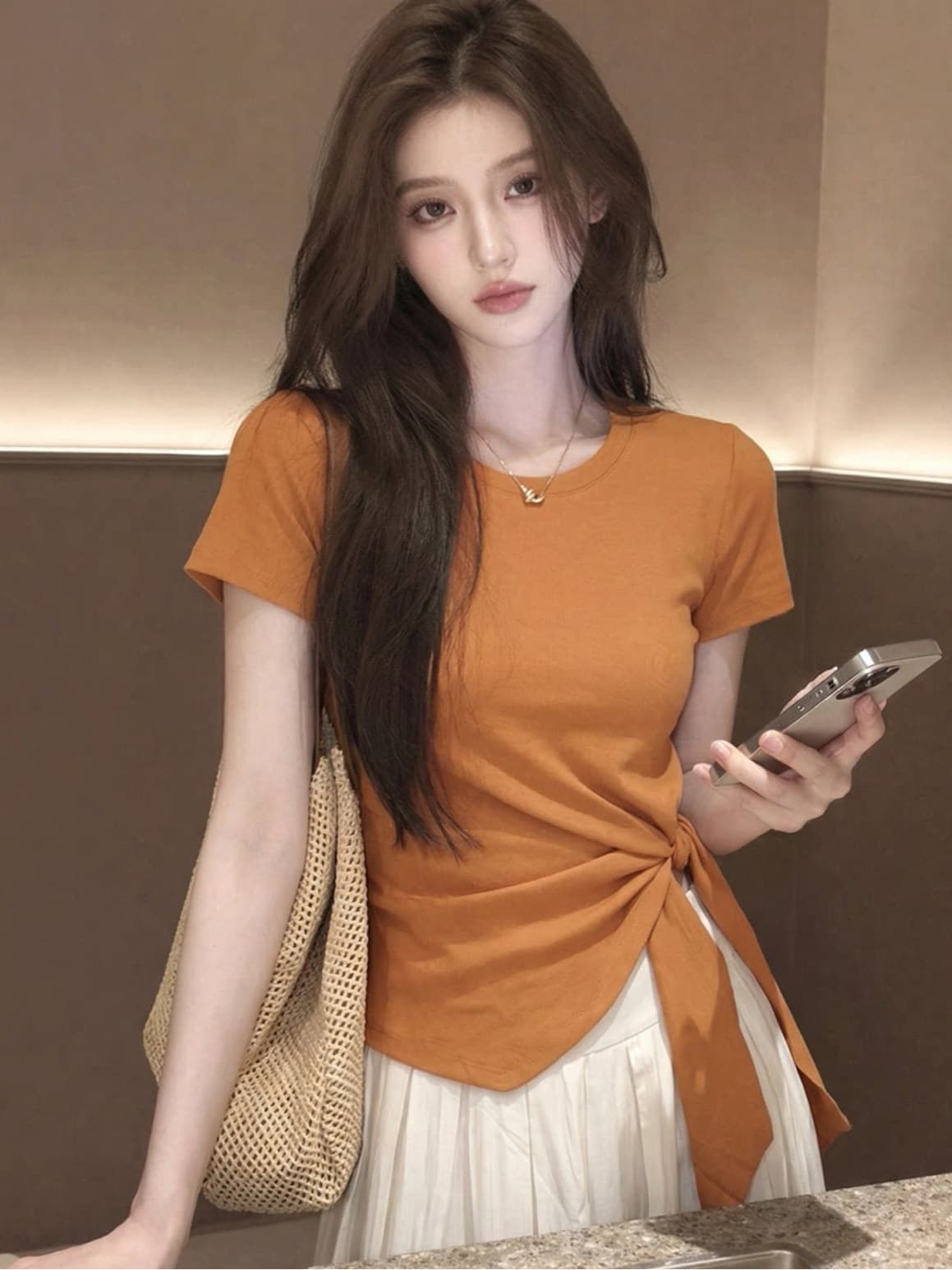 단색 불규칙 스트랩 몸매 가꾸기 반팔 티셔츠 2026 봄 여름 잘 생긴 디스플레이 화이트 라운드 넥 패션 품격 맨위 여성 상세 이미지 4