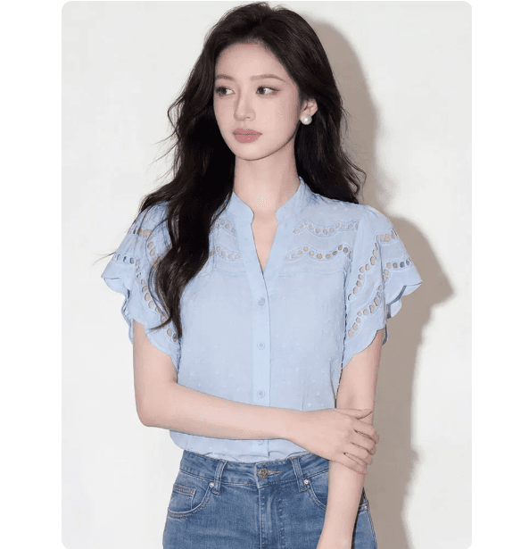 프랑스식 파란색 V넥 홀로우 아웃 반팔 여성 셔츠 2026 새로운 여름 자이언트 잘 생긴 슈퍼 화재 연령 감소 작은 대중 맨위 이미지 3