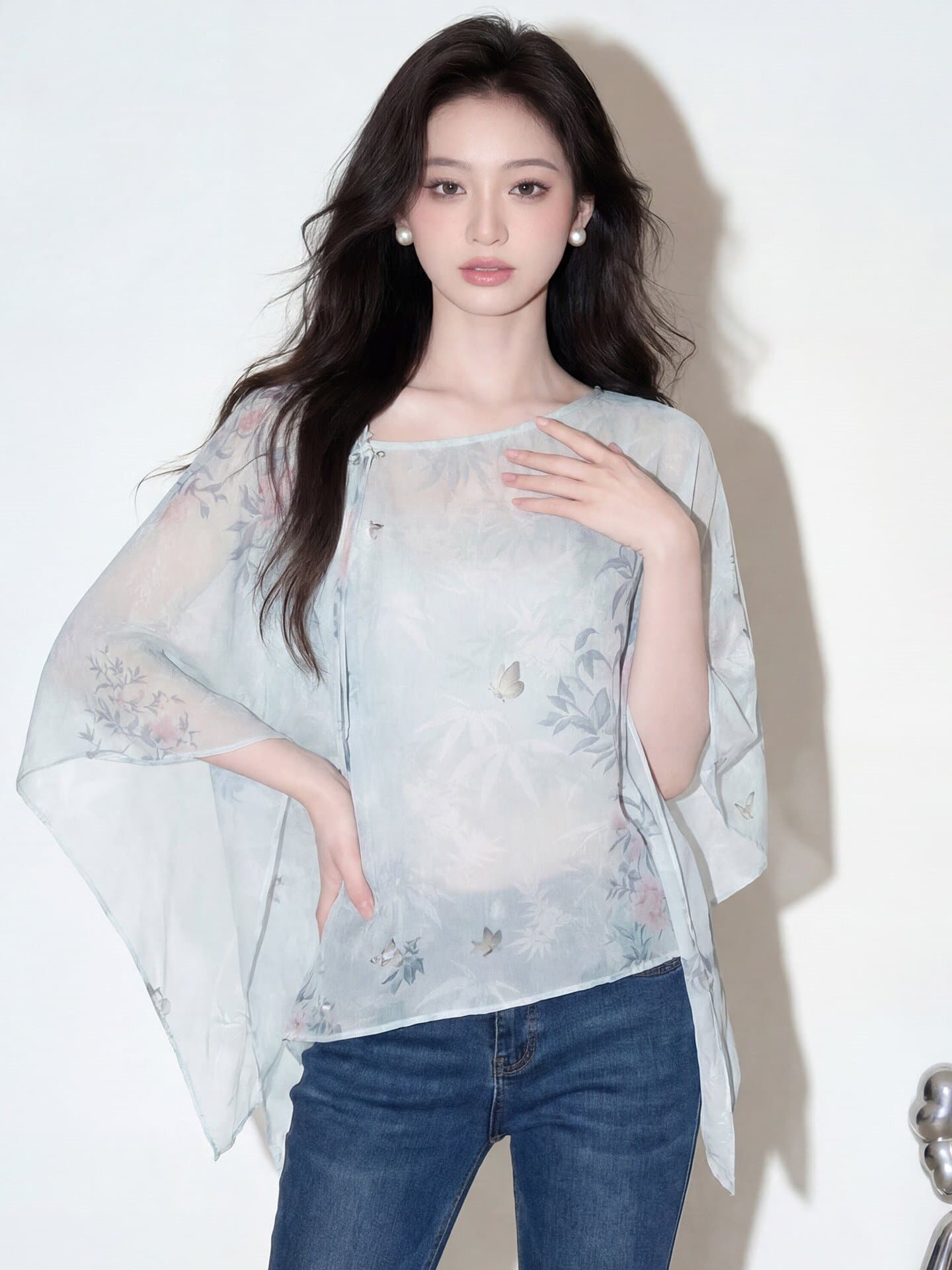 프랑스식 자이언트 잘 생긴 파란색 프린트 쉬폰 블라우스 여성 셔츠 여름 신제품 품격 얇은 스타일 태양 보호 셔츠 슬림해 보이는 맨위 상세 이미지 6
