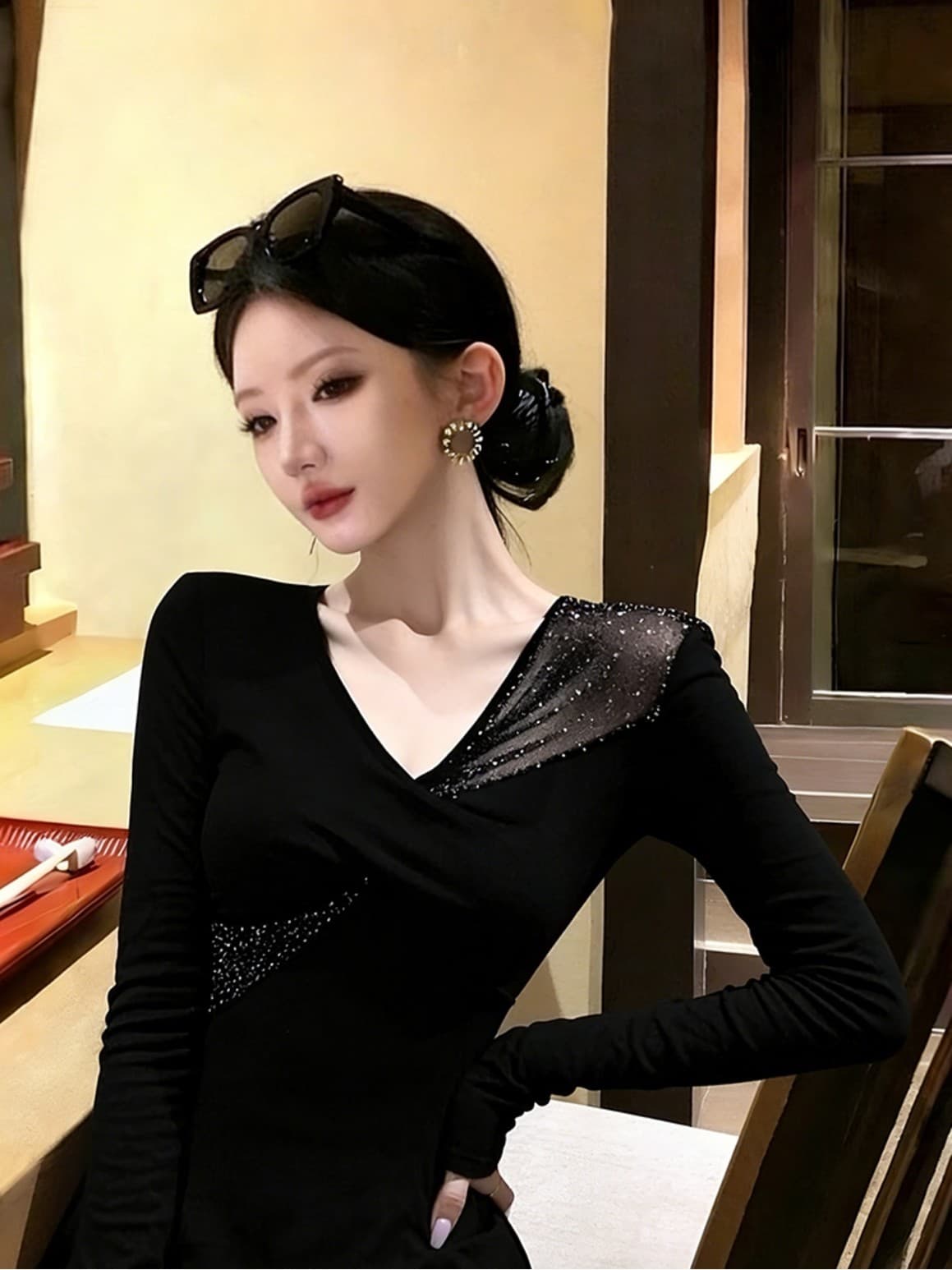 Chic 달콤한 핫걸 핫픽스 검정색 V넥 연삭 털 기본 셔츠 여성 인사이드 가져 가라. 가을 겨울 망사 패치워크 긴팔 티셔츠 맨위 상세 이미지 3