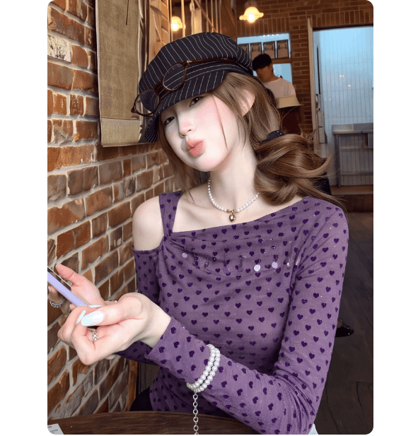작은 키 보라색 도트 무늬 비스듬한 칼라 오프숄더 긴팔 티셔츠 여성 여름 슬립 외부 가져 가라. 얇고 가벼운 자외선 차단 블라우스 맨위