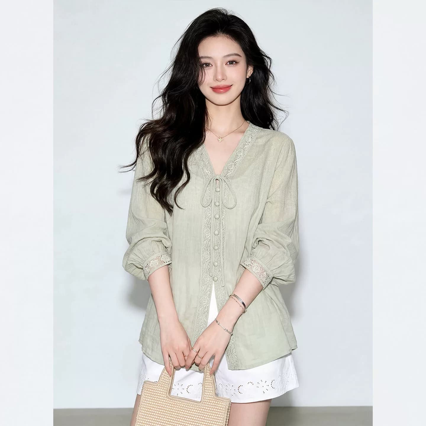 프랑스식 느긋한 바람 콩 그린 색상 레이스 업 셔츠 여성 작은 대중 디자인 센스 7부 소매 품격 느슨함 센스 연령 감소 맨위 상세 이미지 1