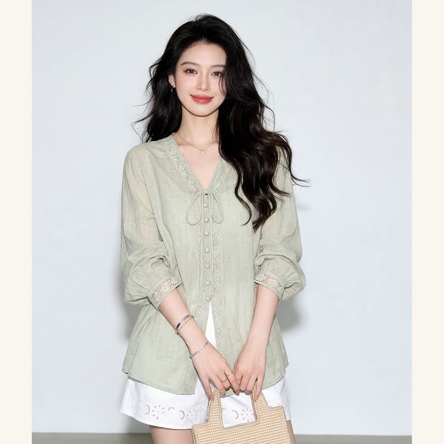 프랑스식 느긋한 바람 콩 그린 색상 레이스 업 셔츠 여성 작은 대중 디자인 센스 7부 소매 품격 느슨함 센스 연령 감소 맨위 상세 이미지 6