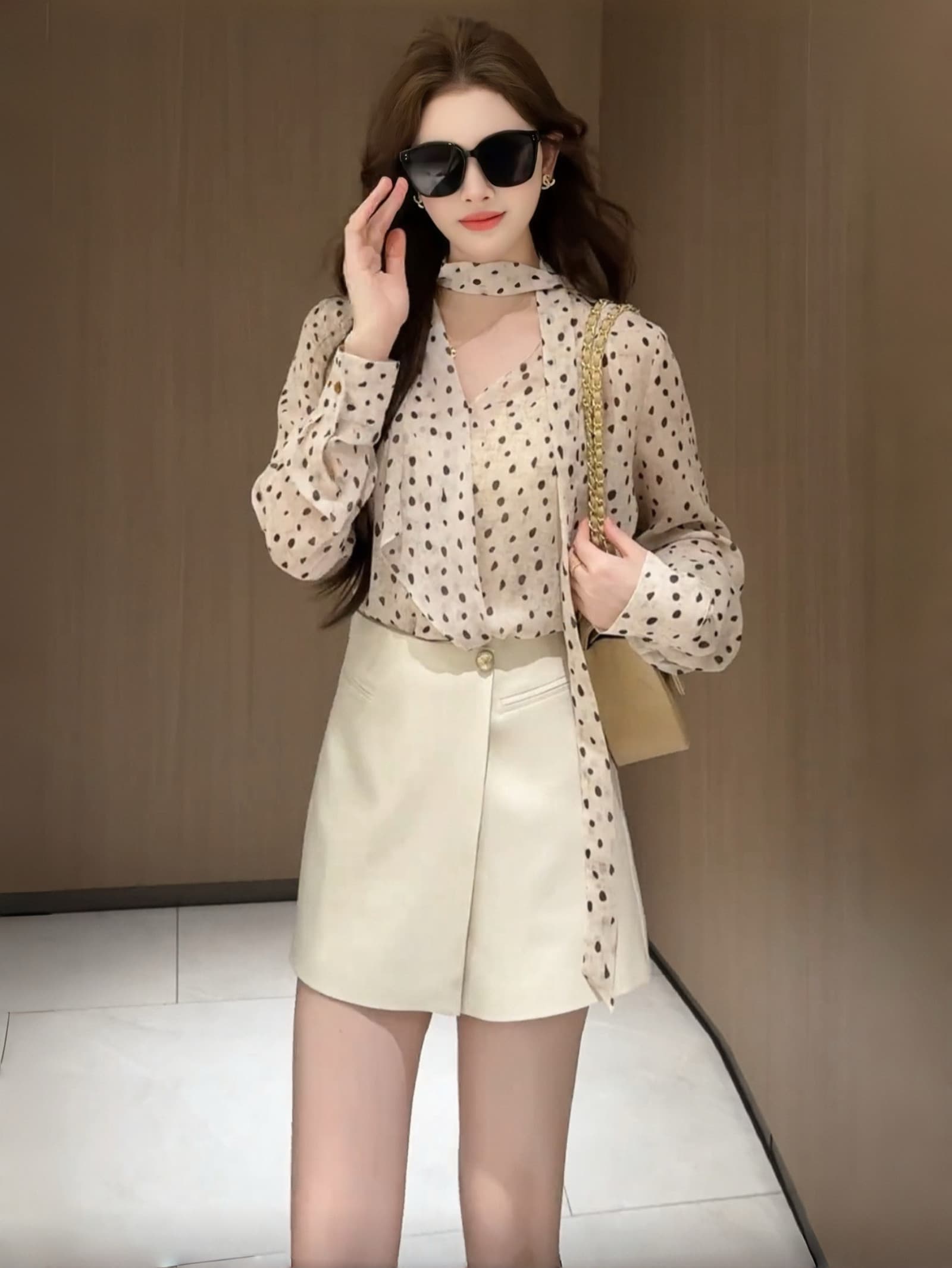 고급 센스 도트 무늬 쉬폰 여성 셔츠 여름 긴팔 프랑스식 빛 요리 한 바람 패션 품격 행침 목 리본 자외선 차단 맨위 상세 이미지 9