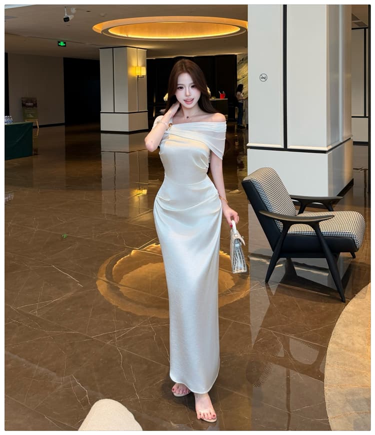 실사 프랑스식 디자인 센스 비스듬한 어깨 금속 버클 새틴 롱 스커트 여성 허리 수축 인어 꼬리 고급 센스 빛 럭셔리 예복 롱 스커트 상세 이미지 20