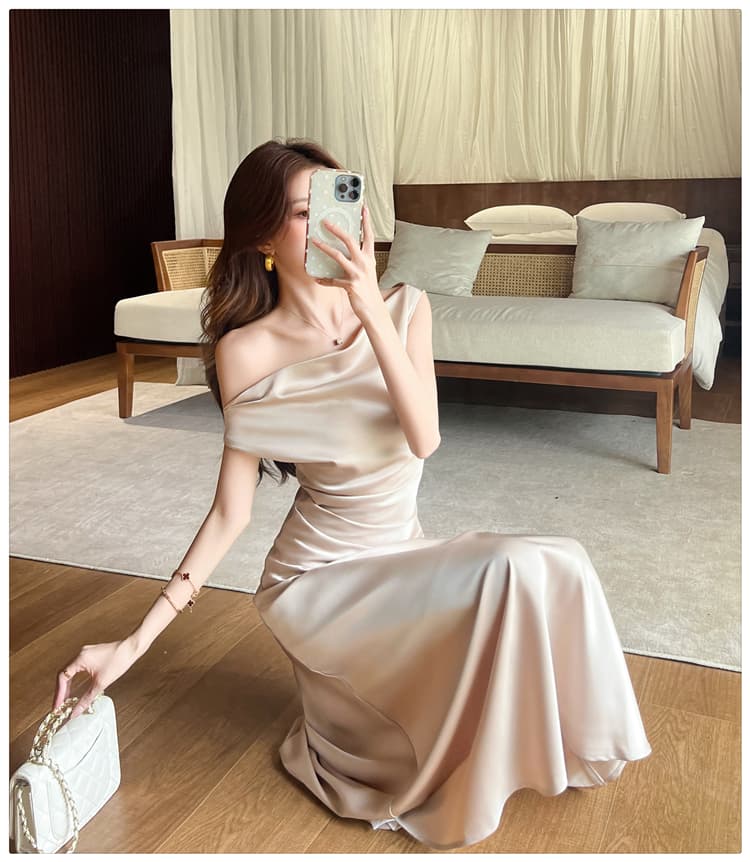 실사 흔들다 칼라 비스듬한 어깨 드레스 프랑스식 품격 허리 수축 고급 센스 인어 꼬리 스커트 여성 여름 새틴 오프숄더 작은 드레스 상세 이미지 13