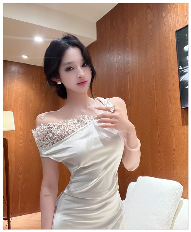 실사 프랑스식 부유 한 가족 천 골드 화이트 새틴 빛 예복 몸매 가꾸기 허리 수축 비스듬한 어깨 민소매 여성 드레스 여름 새로운 상세 이미지 14