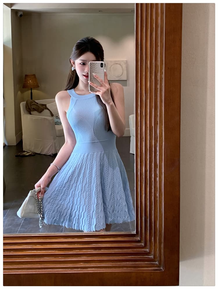 프랑스식 고급 센스 파란색 민소매 행침 목 여성 드레스 여름 새로운 슈퍼 잘 생긴 허리 수축 a 단어 단어별로 니트 원피스 상세 이미지 14