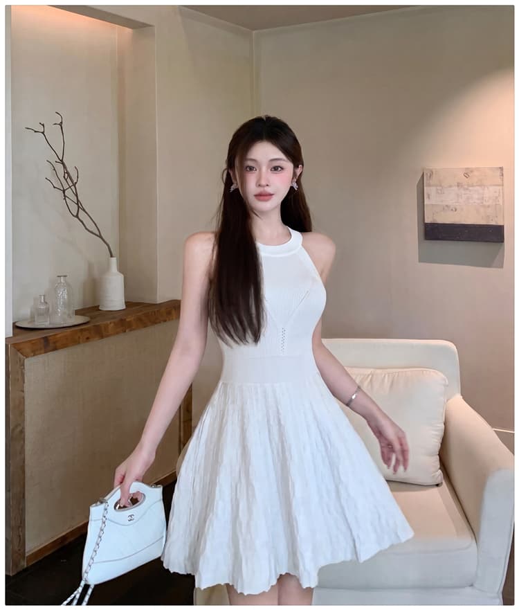 프랑스식 고급 센스 파란색 민소매 행침 목 여성 드레스 여름 새로운 슈퍼 잘 생긴 허리 수축 a 단어 단어별로 니트 원피스 상세 이미지 19