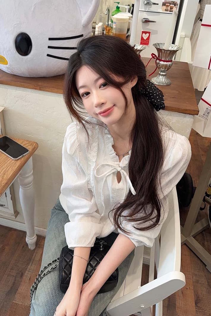 한 부서 화이트 레이스 칼라 긴팔 셔츠 여성 의류 2026 봄 슈퍼 잘 생긴 Chic 품격 캐주얼 다용도 맨위 상세 이미지 1