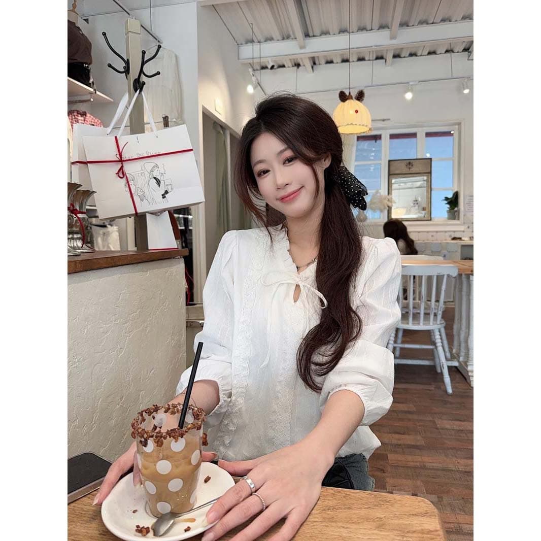 한 부서 화이트 레이스 칼라 긴팔 셔츠 여성 의류 2026 봄 슈퍼 잘 생긴 Chic 품격 캐주얼 다용도 맨위 상세 이미지 4