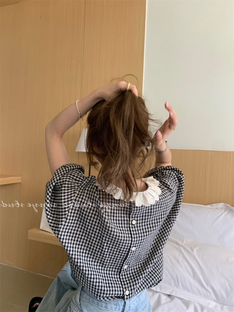 빅 사이즈 거품 소매 레이스 체크무늬 여성 셔츠 여름 프랑스식 작은 대중 풀오버 루즈핏 외출용 반팔 맨위 상세 이미지 3