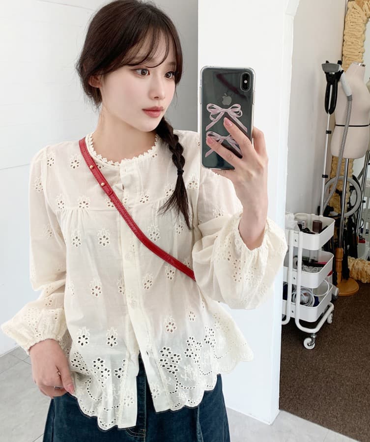 한 부서 ins 바람 긴팔 셔츠 새로운 프랑스식 레트로 홀로우 아웃 자수 루즈핏 슬림해 보이는 맨위 여성 이미지 4