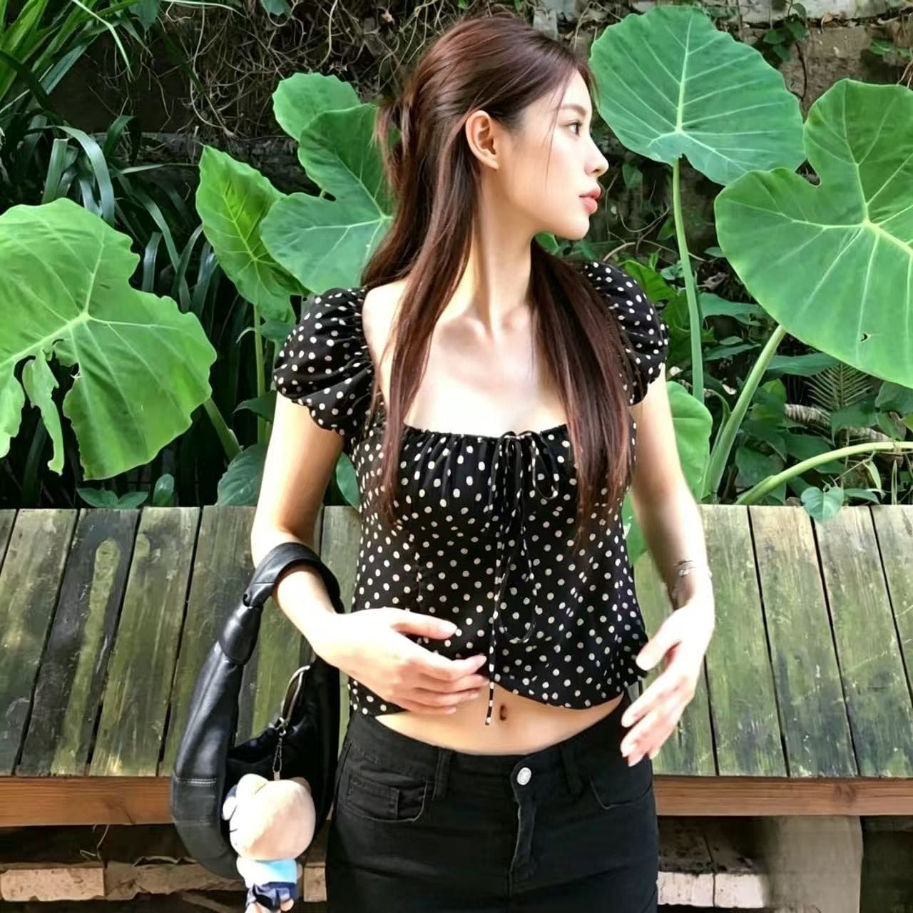 miu 부서 도트 무늬 반팔 여성 셔츠 여름 착용 가져 가라. 부서 벨트 측면 칼라 셔츠 몸매 가꾸기 슬림해 보이는 순수한 욕망 달콤함 맨위 이미지 4
