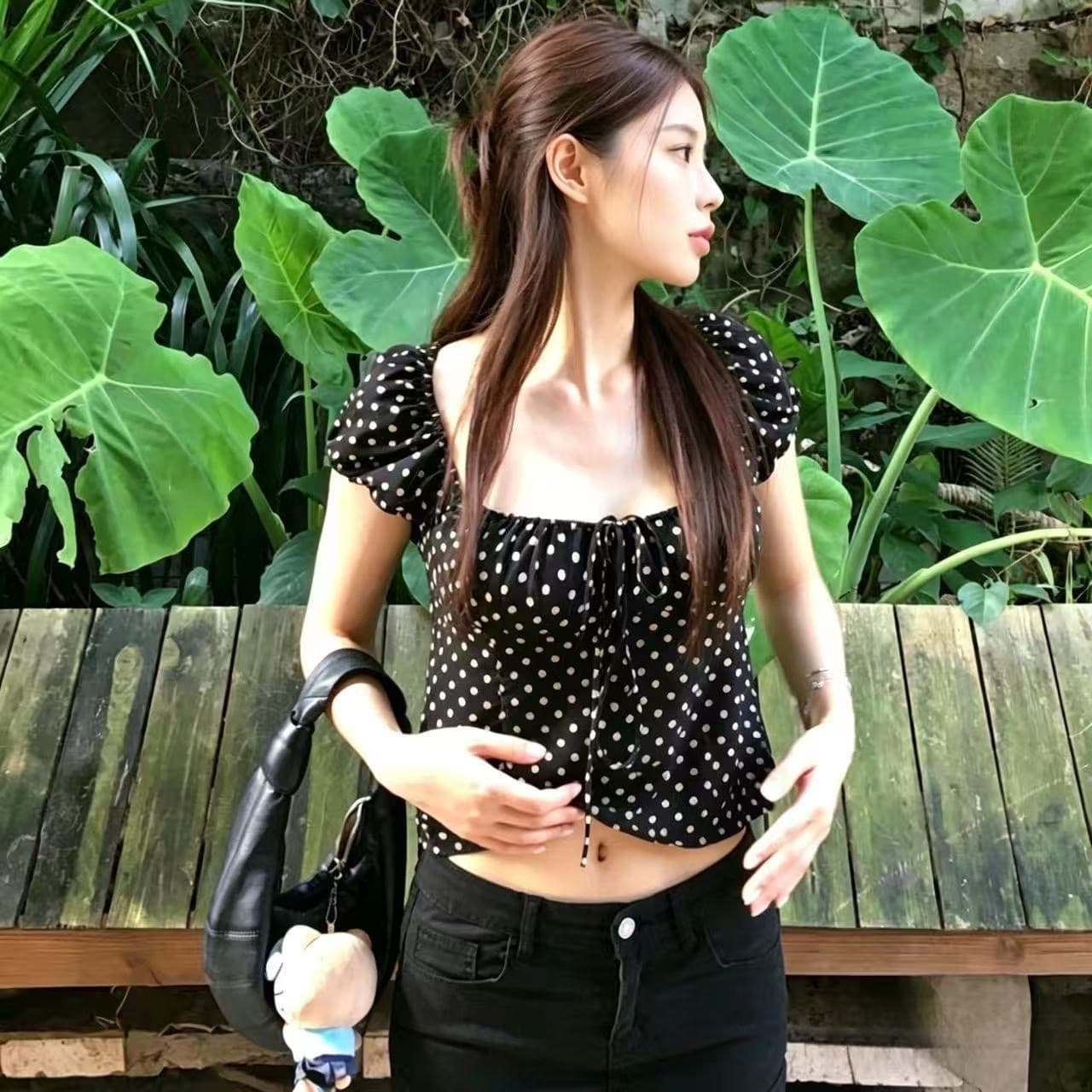 miu 부서 도트 무늬 반팔 여성 셔츠 여름 착용 가져 가라. 부서 벨트 측면 칼라 셔츠 몸매 가꾸기 슬림해 보이는 순수한 욕망 달콤함 맨위 상세 이미지 5