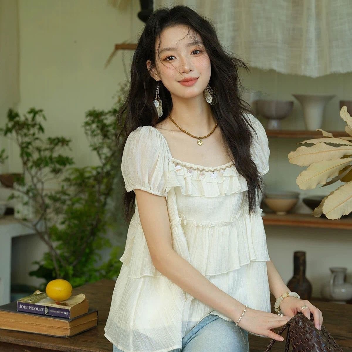 광장 칼라 주간 실크 작은 셔츠 여성 2026 여름 새로운 케이크 리본 슬림해 보이는 셔츠 맨위 여성 상세 이미지 2