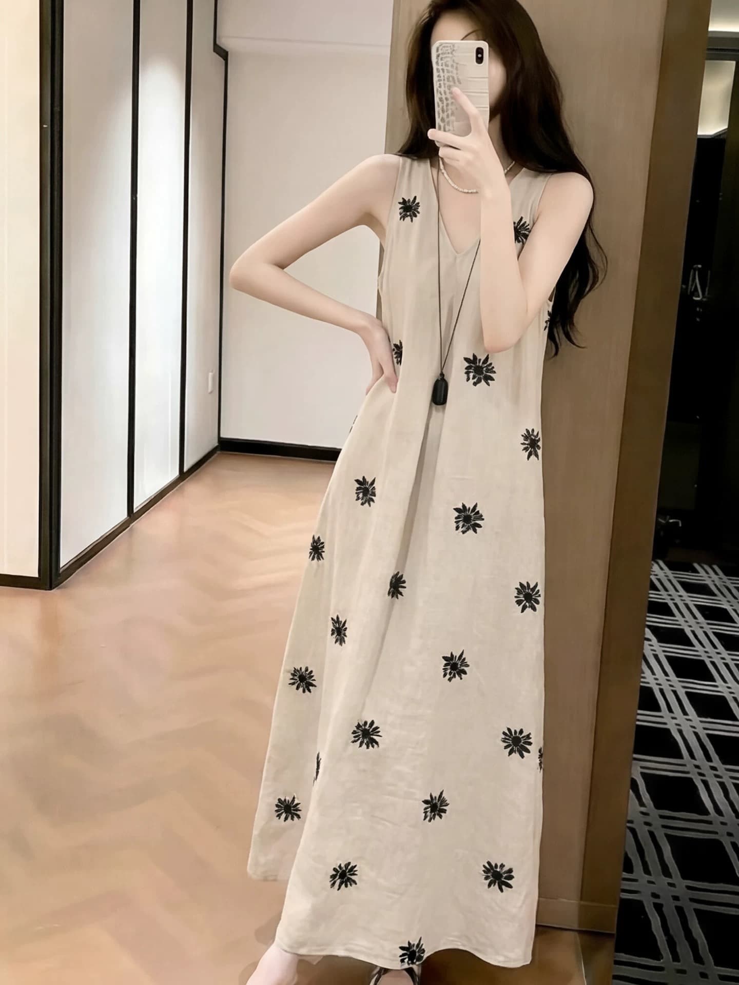 한 부서 느긋한 바람 여성 드레스 여름 2026 새로운 프린트 미니멀리즘 민소매 조끼 스커트 여성 슬림해 보이는 롱 스커트 상세 이미지 3