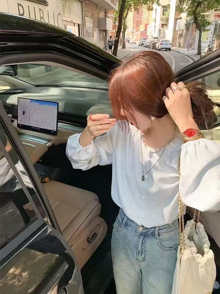 파란색 핀 스트라이프 여성 셔츠 한국 스타일 봄 새로운 긴팔 프랑스식 레이스 라운드 넥 수직 기사 슬림해 보이는 패션 맨위 상세 이미지 3