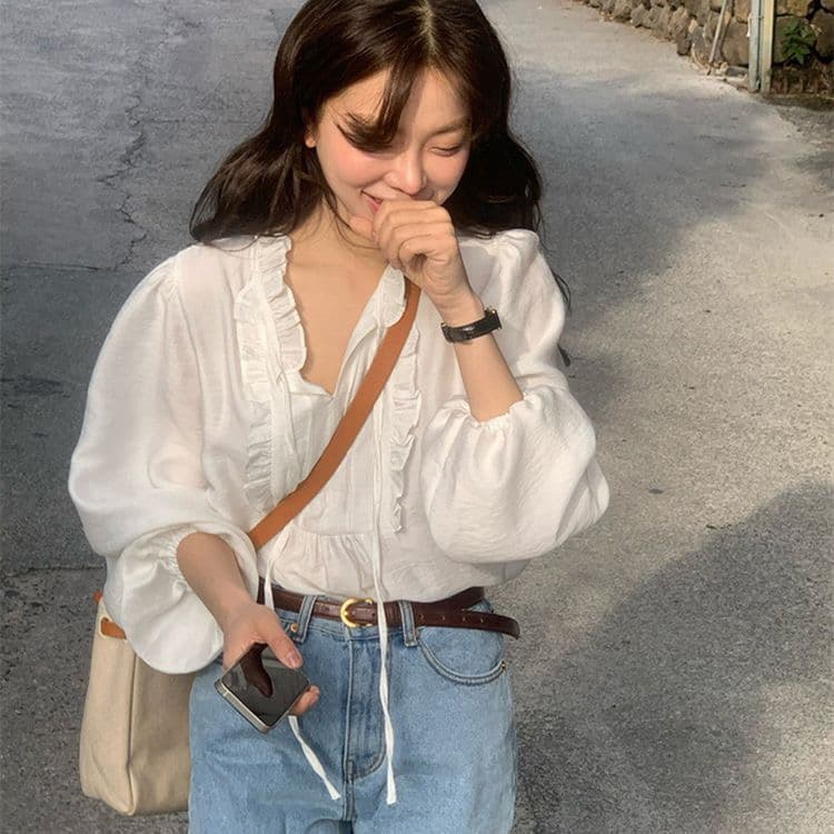 한국 chic 가을 부드러운 품격 V넥 스트랩 패치워크 프릴 디자인 거품 소매 루즈핏 단색 셔츠 이미지 3