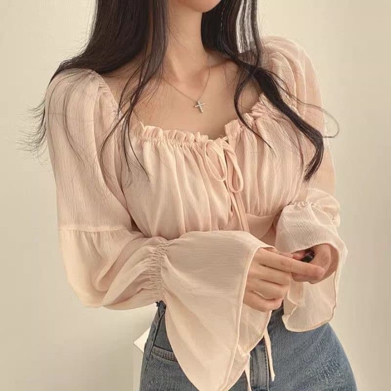 chic 이른 봄 프랑스식 작은 대중 프릴 부서 벨트 측면 칼라 허리 수축 나팔 소매 쉬폰 블라우스 외국 가스 쇼트 스타일 여성 셔츠 이미지 4