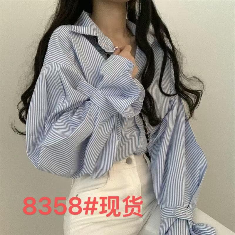 새로운 작은 대중 한국 스타일 학원 스타일 스트라이프 거품 소매 셔츠 적합한 청년 여성 2026 여름 필수