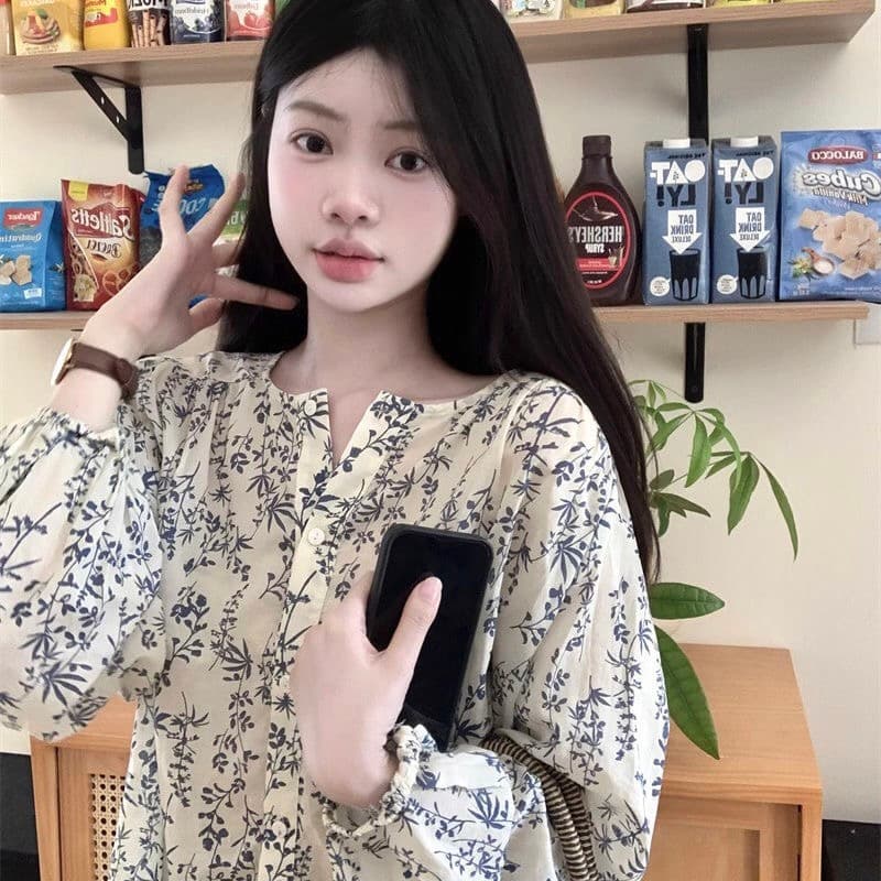 레트로 Chic 꽃무늬 긴팔 여성 셔츠 봄 가을 2026 새로운 루즈핏 싱글 줄 버튼 디자인 센스 작은 대중 셔츠 트렌디 상세 이미지 3