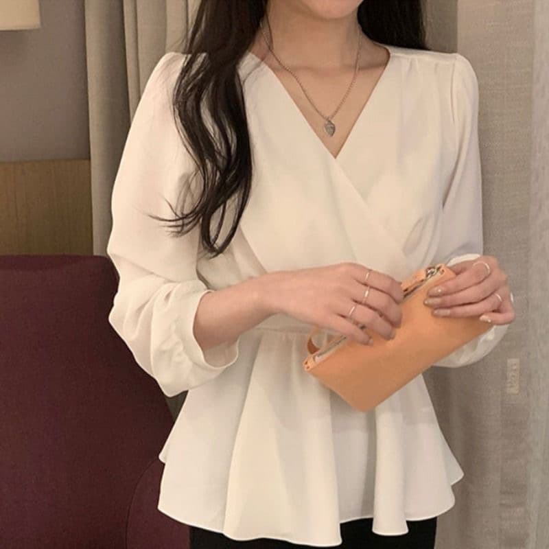 시폰 셔츠 여성 2026 이른 봄 새로운 우아함 V넥 슈퍼 요정 달콤함 품격 허리 수축 레이스업 긴팔 셔츠 맨위 이미지 3