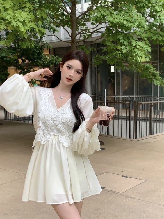 V넥 자수 긴팔 여성 드레스 이른 가을 프랑스식 명문 여성 로얄 자매 팬 품격 플리츠 스커트 벌룬 소매 짧은 치마 이미지 2