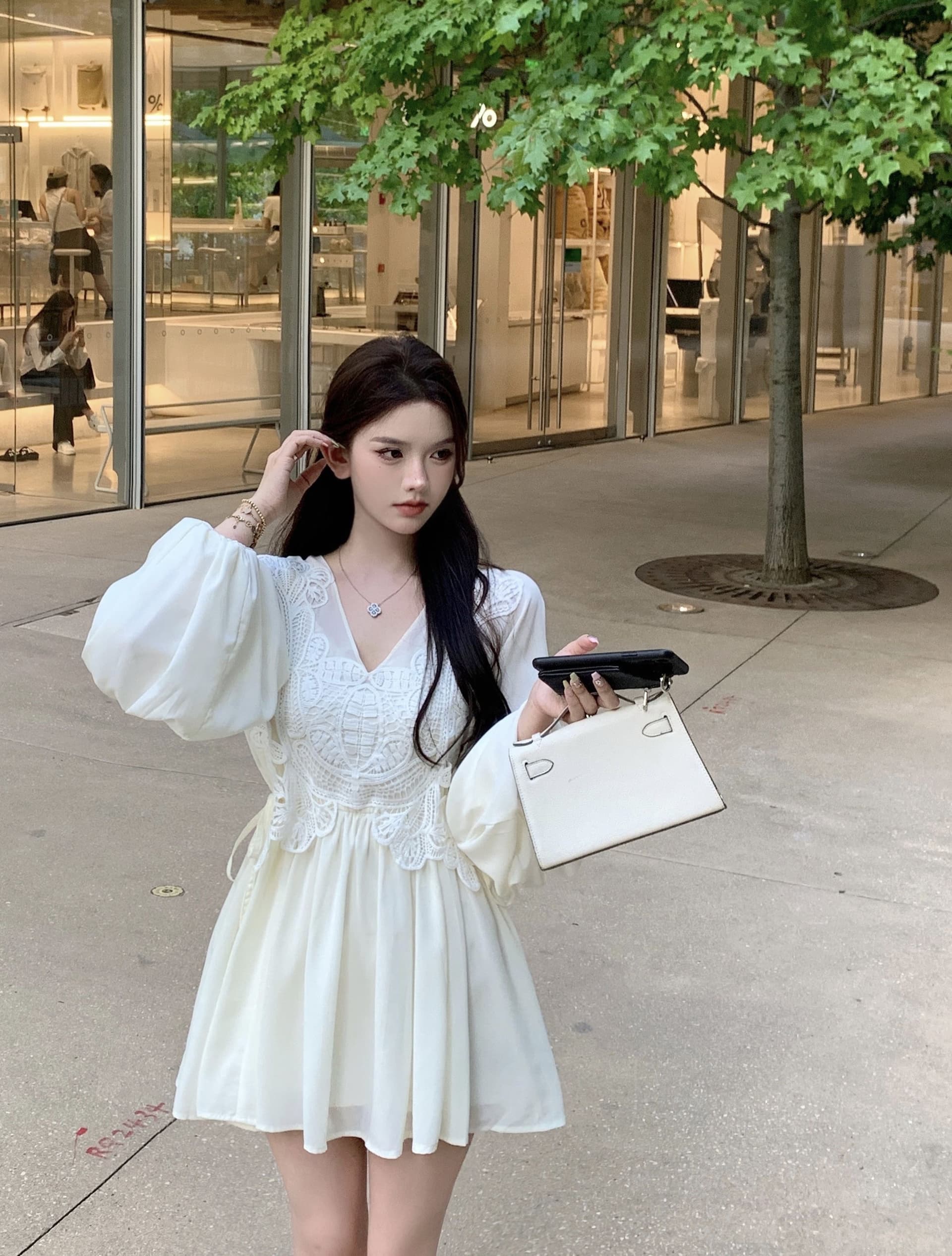 V넥 자수 긴팔 여성 드레스 이른 가을 프랑스식 명문 여성 로얄 자매 팬 품격 플리츠 스커트 벌룬 소매 짧은 치마 상세 이미지 3