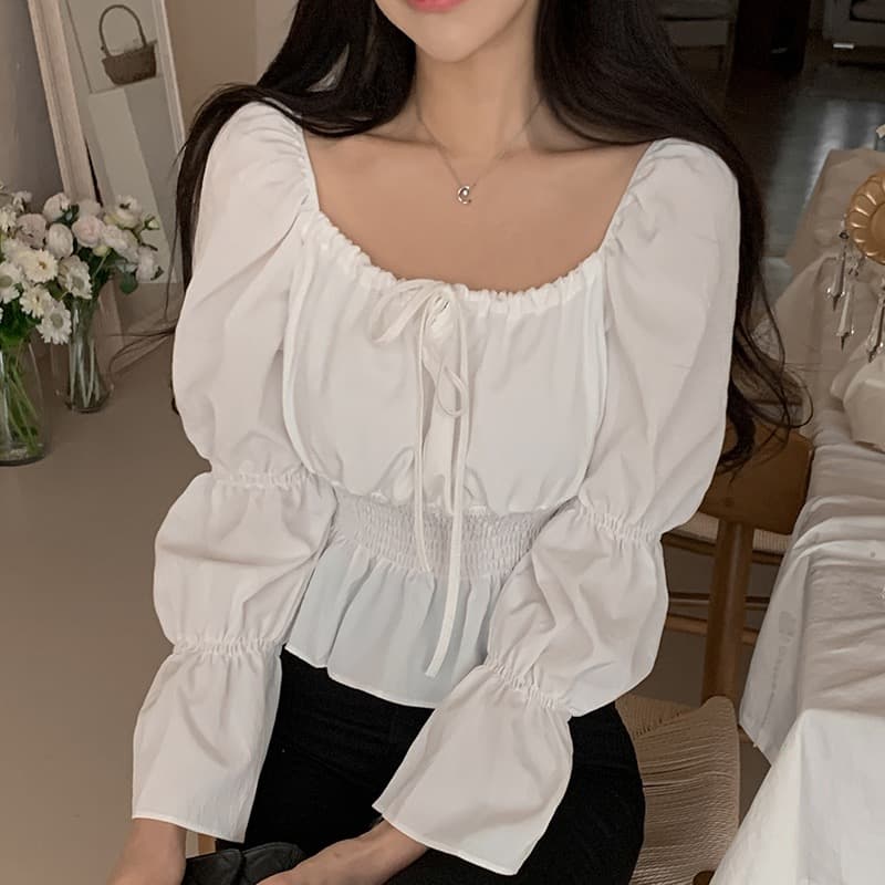 가을 복잡한 고대 칼라 레이스업 거품 소매 맨위 허리 수축 슬림해 보이는 긴팔 품격 쇄골 부드러운 바람 여성 셔츠