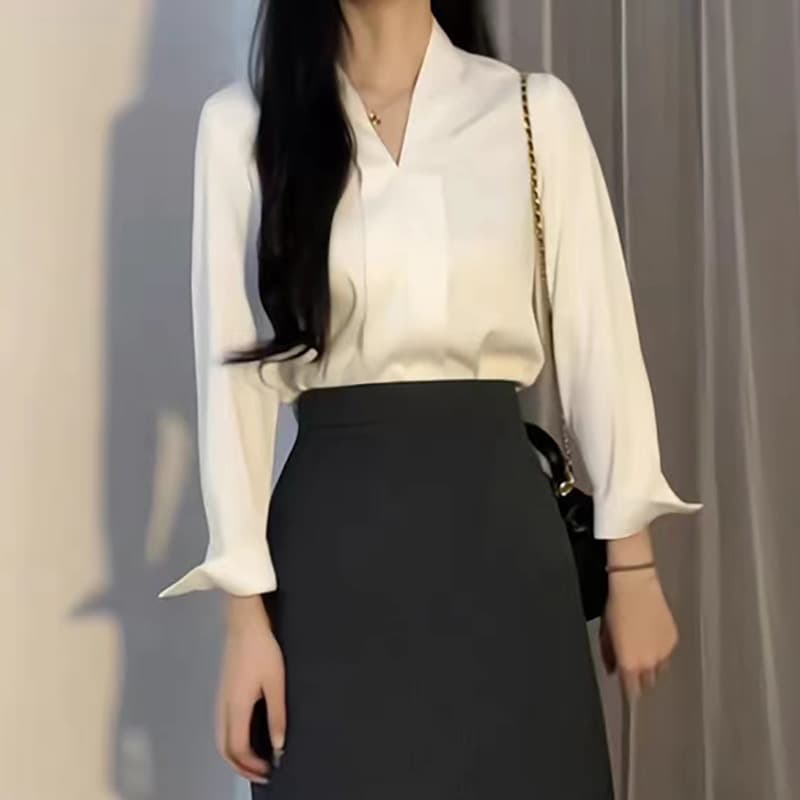 화이트 긍정적 인 로드 중 V넥 비즈니스웨어 여성 셔츠 여름 고급 센스 품격 직장 빛 요리 한 바람 여성 의류 출퇴근 맨위 상세 이미지 4