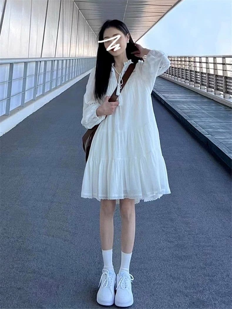 봄 가을 새로운 작은 키 가짜 홀로우 아웃 프랑스식 패치워크 7부 소매 화이트 점프 슈트 치마 버블 미니 스커트 이미지 2
