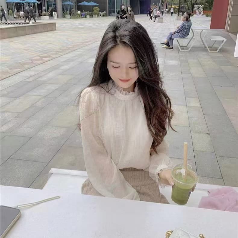 레이스 기본 셔츠 인사이드 가져 가라. 2026 년 새로운 가을 쉬폰 블라우스 망사 디자인 센스 여성 작은 대중 거품 소매 맨위 상세 이미지 4