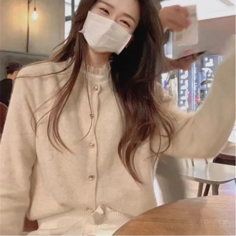 레이스 기본 셔츠 인사이드 가져 가라. 2026 년 새로운 가을 쉬폰 블라우스 망사 디자인 센스 여성 작은 대중 거품 소매 맨위 상세 이미지 6
