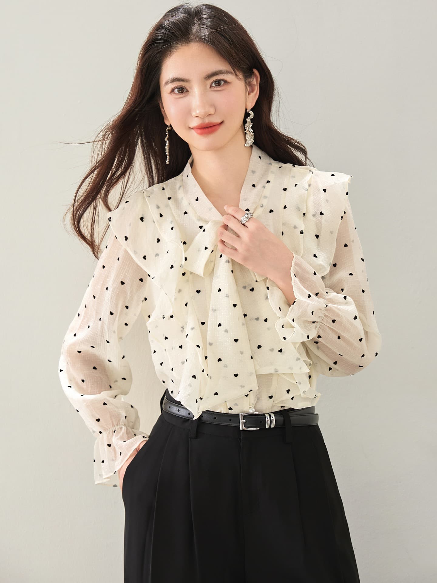 가을 의상 새로운 프랑스식 고급 센스 프릴 도트 무늬 셔츠 디자인 센스 스트랩 루즈핏 Chic 맨위 상세 이미지 3