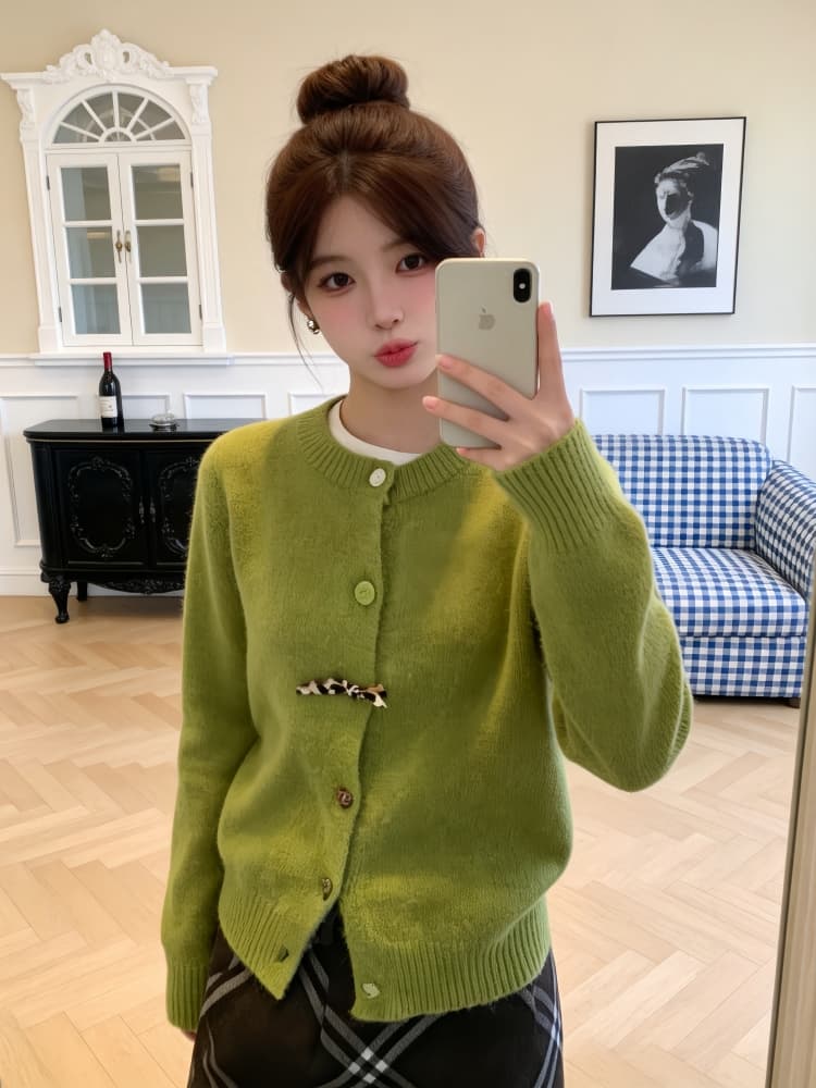 2026 한 부서 새로운 니트 스웨터 스웨터 여자 가을 겨울 자이언트 잘 생긴 라운드 넥 오픈 가디건 출퇴근 외부 잡아라. 외투 트렌디 상세 이미지 1